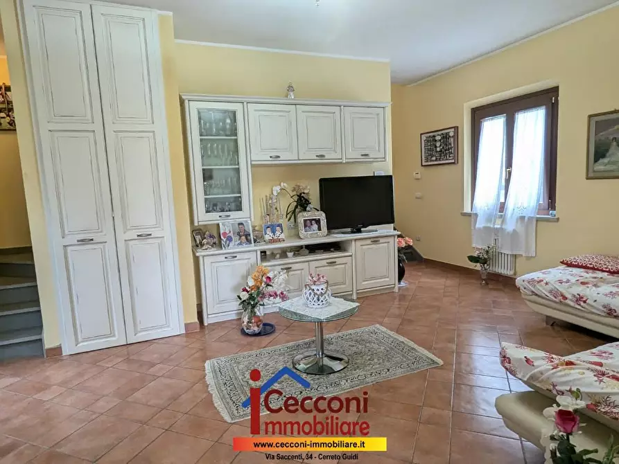 Immagine 10 di Casa indipendente in vendita  a Cerreto Guidi