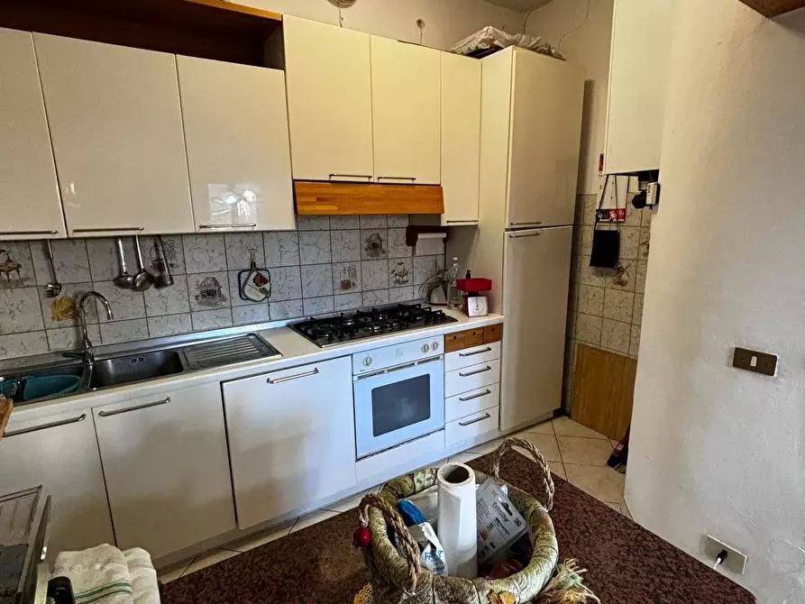 Immagine 19 di Appartamento in vendita  a Peccioli