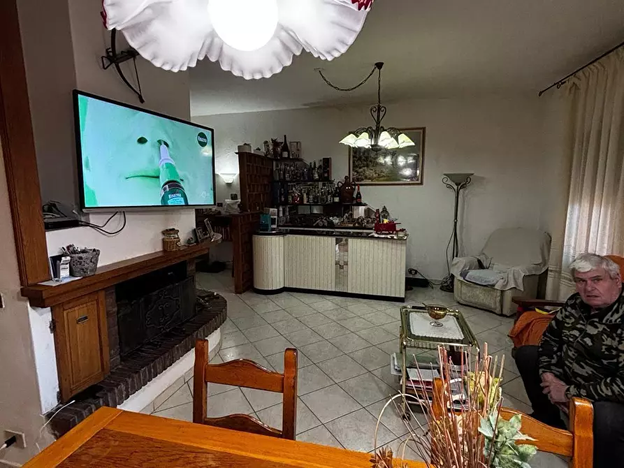 Immagine 5 di Appartamento in vendita  a Peccioli