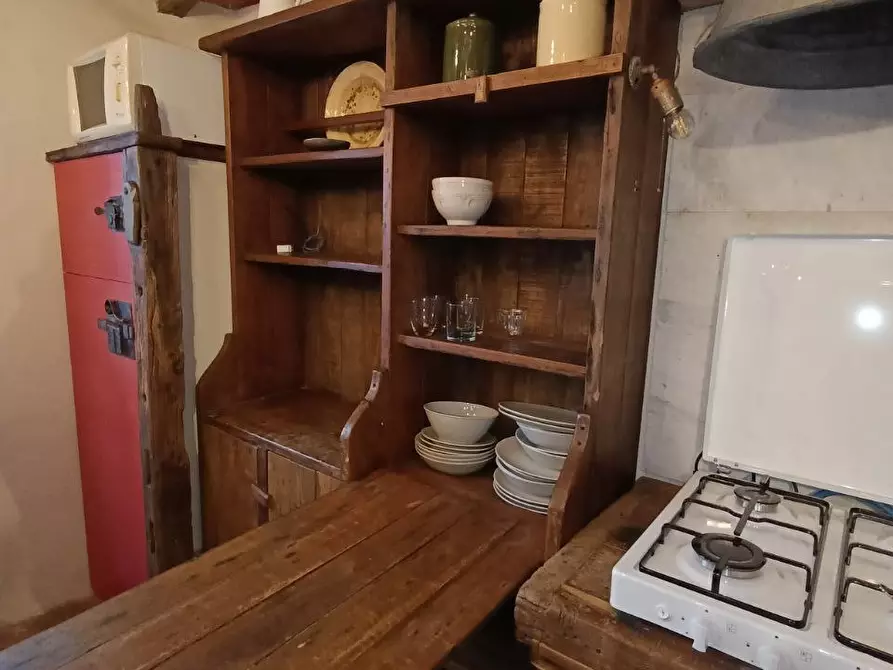 Immagine 8 di Appartamento in vendita  a Fivizzano