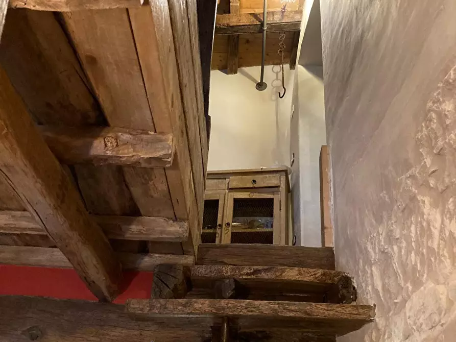 Immagine 4 di Appartamento in vendita  a Fivizzano