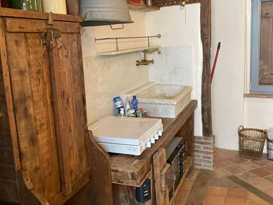 Immagine 13 di Appartamento in vendita  a Fivizzano