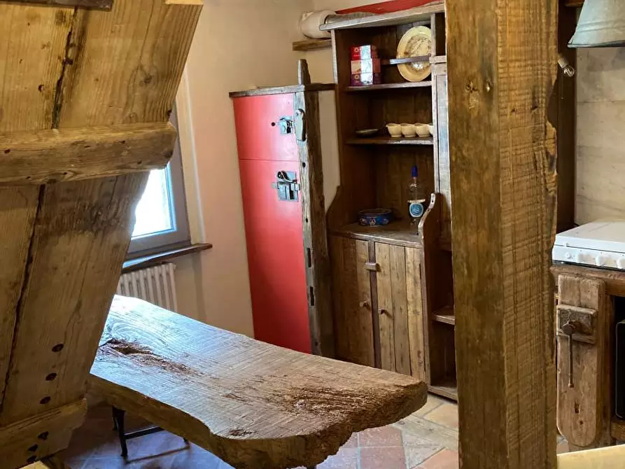 Immagine 9 di Appartamento in vendita  a Fivizzano