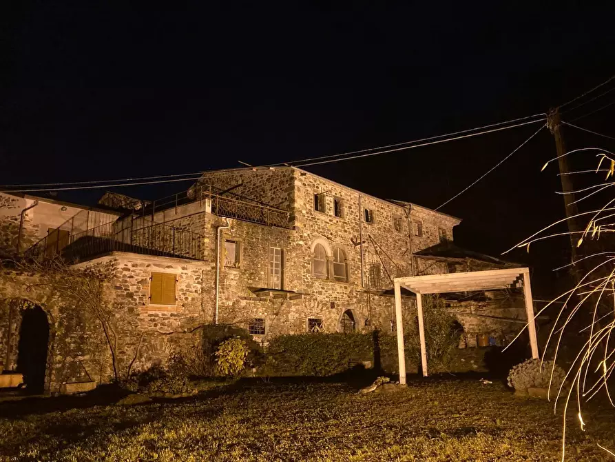 Immagine 46 di Appartamento in vendita  a Fivizzano