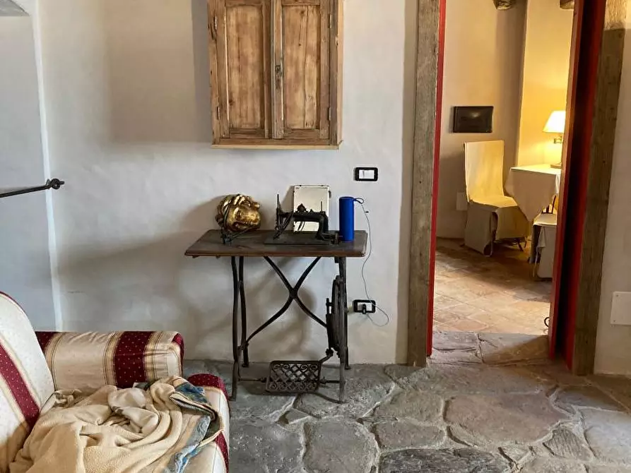 Immagine 25 di Appartamento in vendita  a Fivizzano