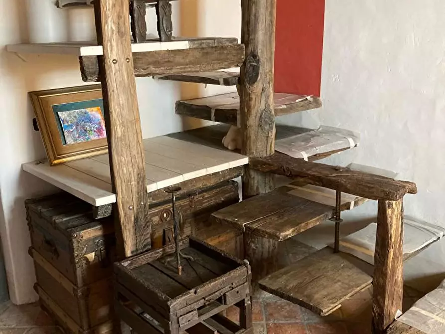 Immagine 17 di Appartamento in vendita  a Fivizzano