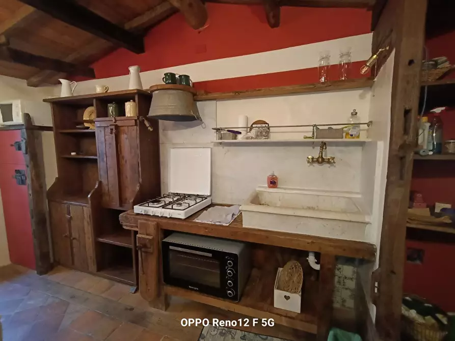 Immagine 15 di Appartamento in vendita  a Fivizzano