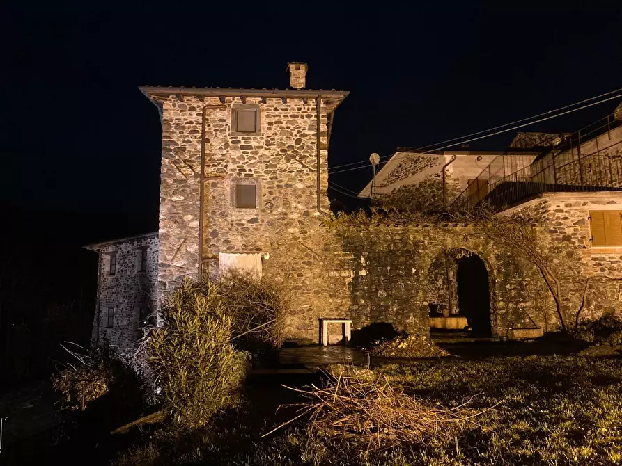 Immagine 45 di Appartamento in vendita  a Fivizzano