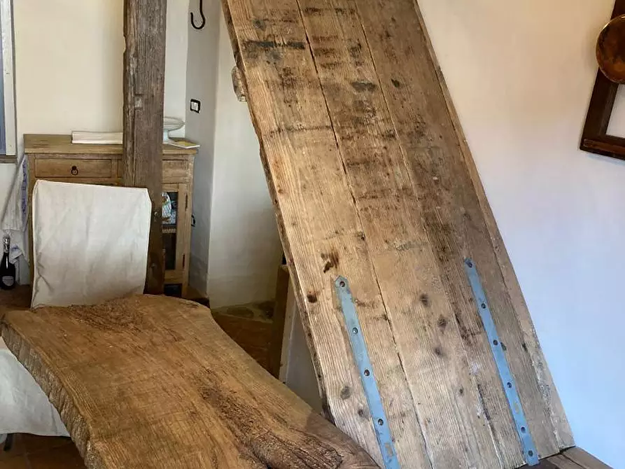 Immagine 7 di Appartamento in vendita  a Fivizzano