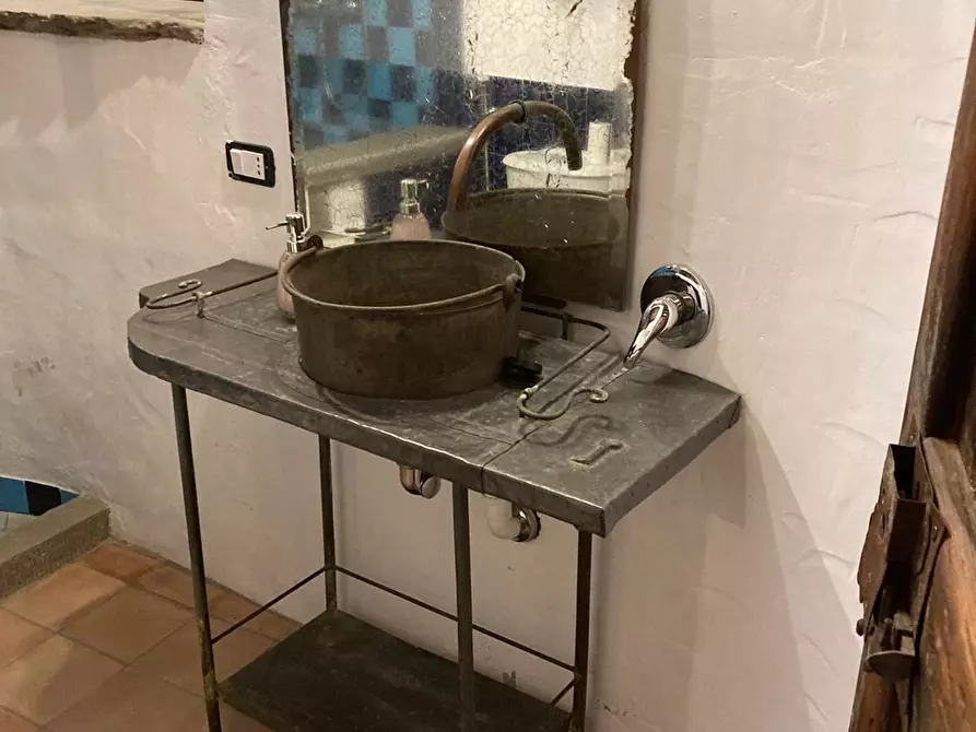 Immagine 20 di Appartamento in vendita  a Fivizzano