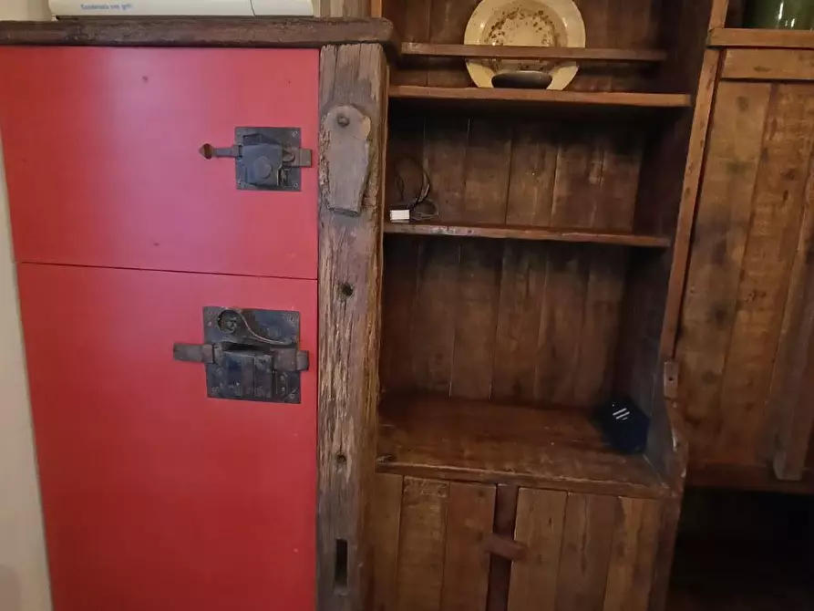 Immagine 16 di Appartamento in vendita  a Fivizzano