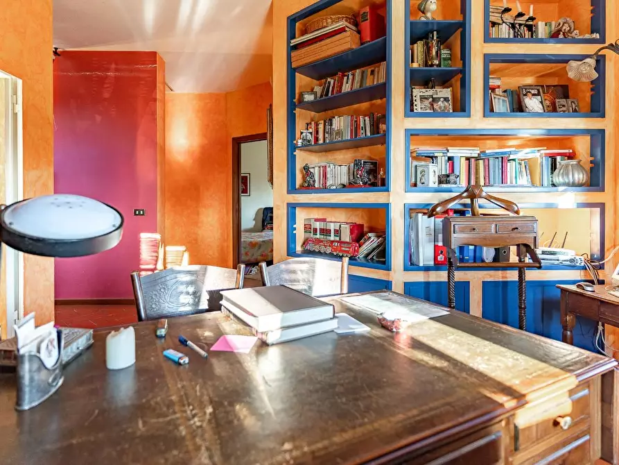 Immagine 21 di Villa in vendita  a San Miniato