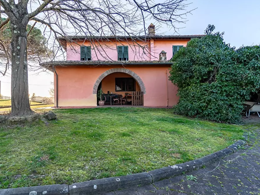 Immagine 35 di Villa in vendita  a San Miniato