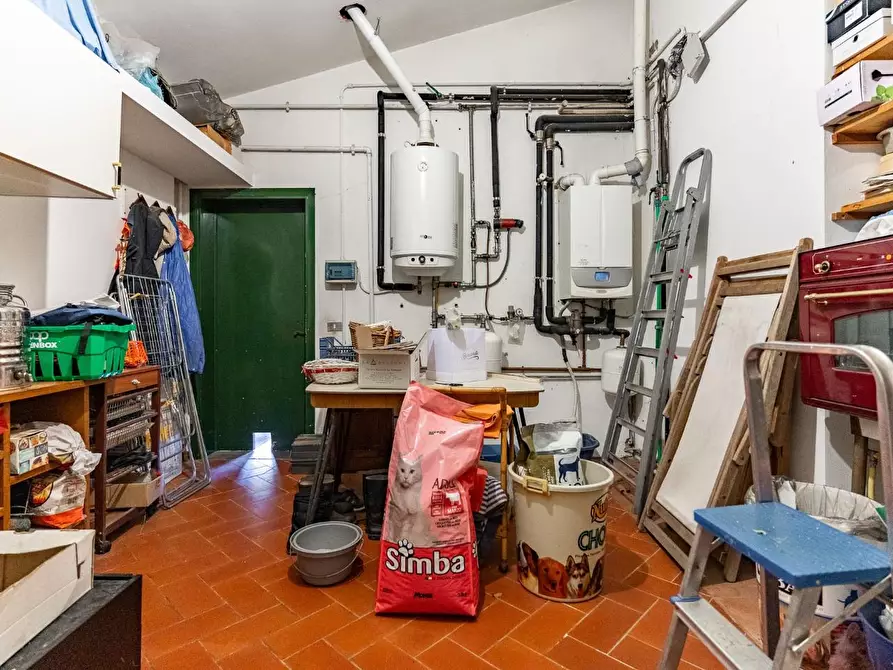 Immagine 18 di Villa in vendita  a San Miniato