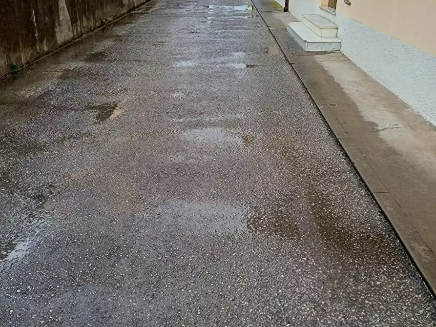 Immagine 20 di Appartamento in vendita  a Viareggio