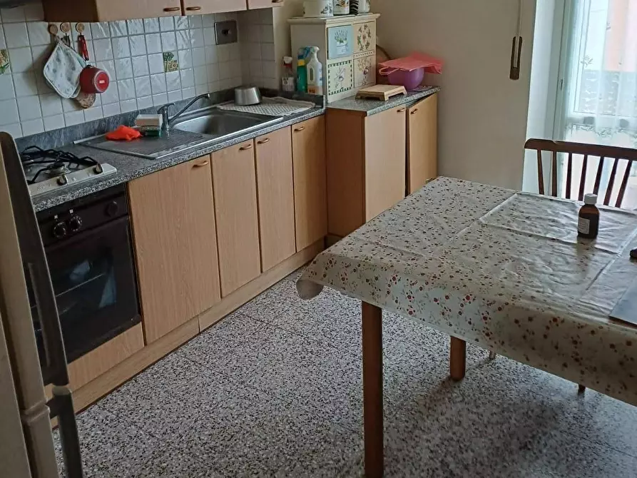 Immagine 12 di Appartamento in vendita  a Viareggio