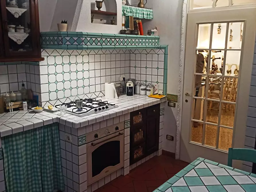 Immagine 4 di Appartamento in vendita  a Pisa