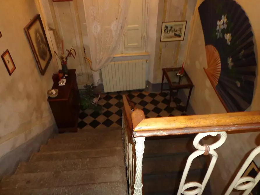 Immagine 24 di Villa in vendita  a Lucca