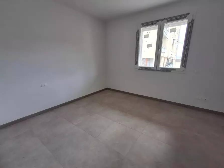 Immagine 8 di Appartamento in vendita  a Capraia E Limite