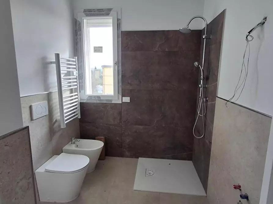 Immagine 7 di Appartamento in vendita  a Capraia E Limite