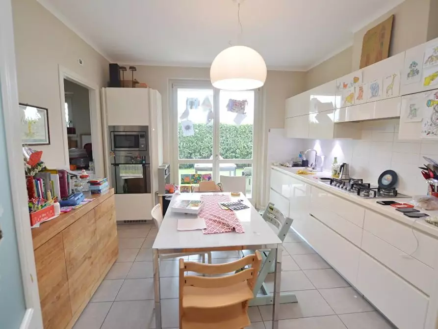 Immagine 9 di Casa bifamiliare in vendita  a Capannori