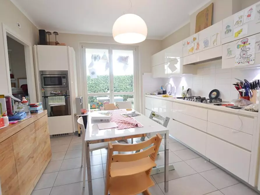 Immagine 10 di Casa bifamiliare in vendita  a Capannori