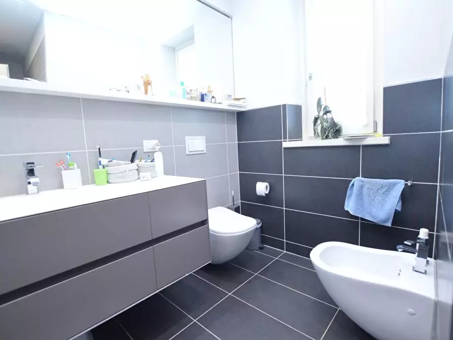 Immagine 21 di Casa bifamiliare in vendita  a Capannori