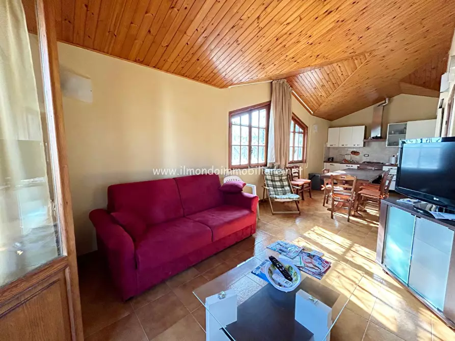 Immagine 3 di Porzione di casa in vendita  a Rosignano Marittimo