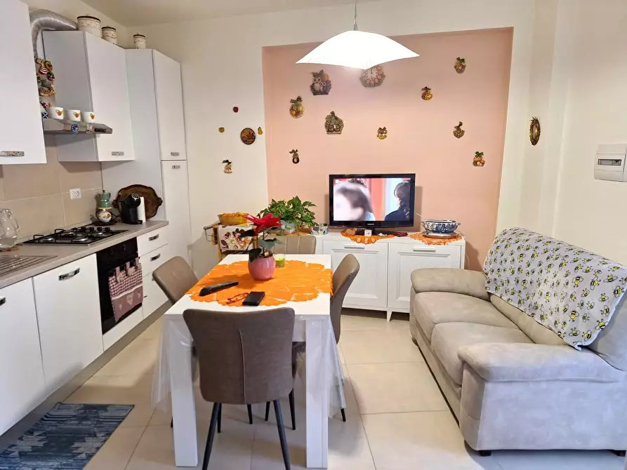 Immagine 2 di Appartamento in vendita  a Capannori