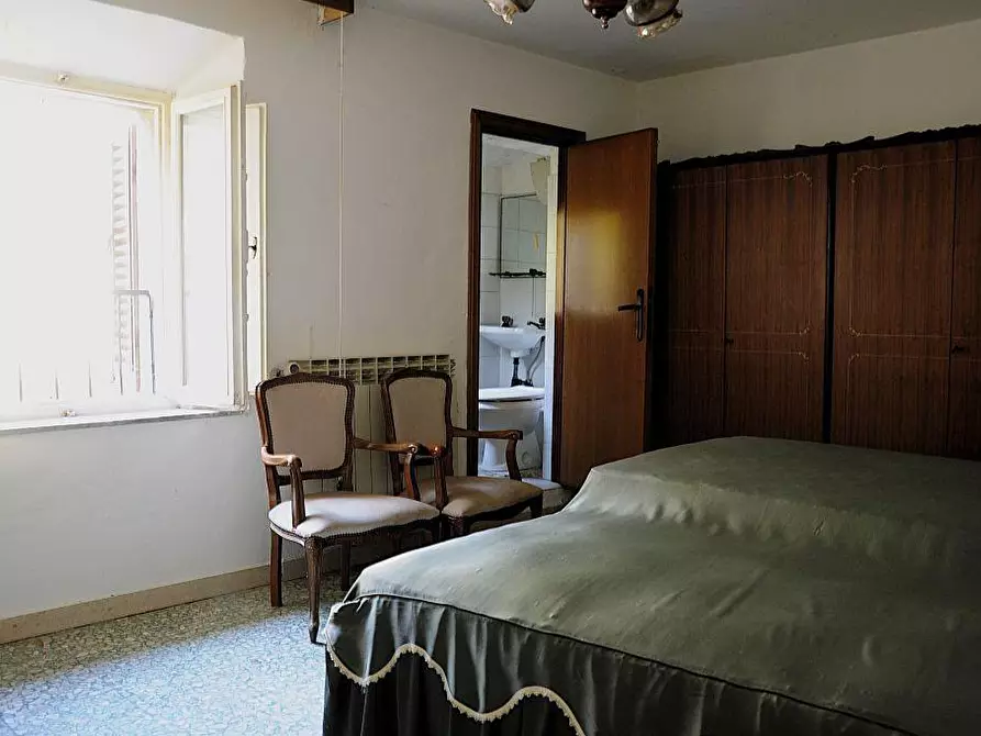 Immagine 13 di Appartamento in vendita  a Casole D'elsa