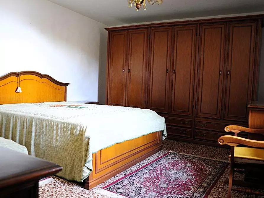 Immagine 16 di Appartamento in vendita  a Casole D'elsa