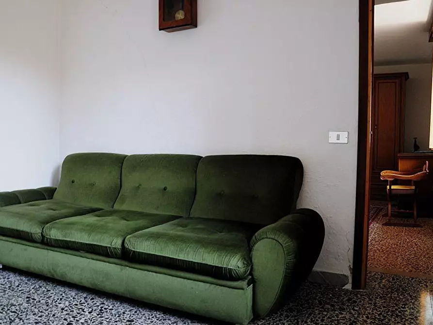 Immagine 15 di Appartamento in vendita  a Casole D'elsa