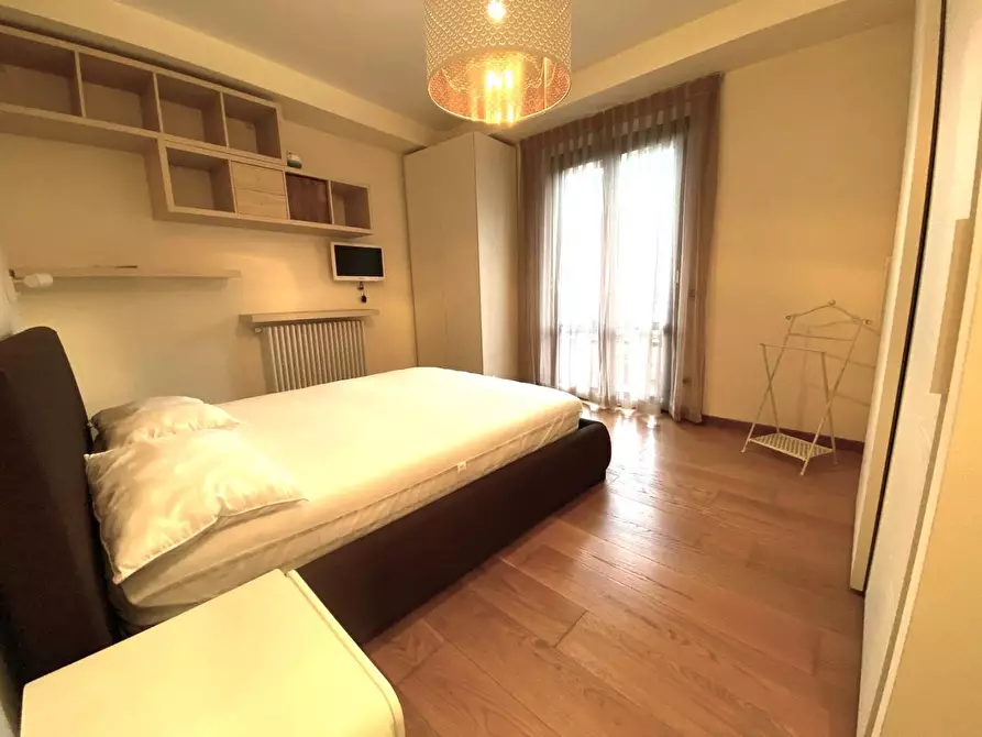 Immagine 8 di Appartamento in vendita  a Massa