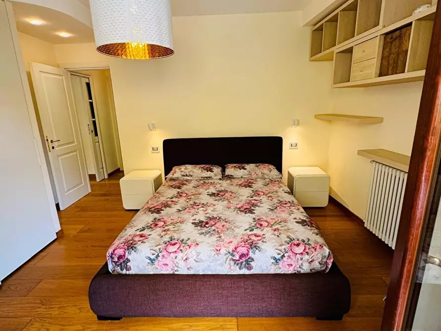 Immagine 19 di Appartamento in vendita  a Massa