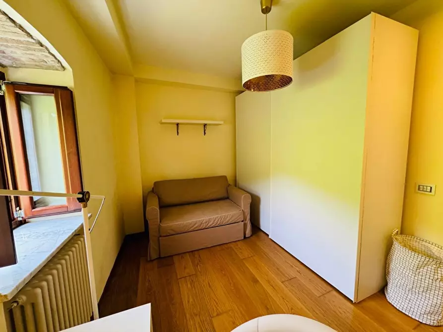 Immagine 22 di Appartamento in vendita  a Massa