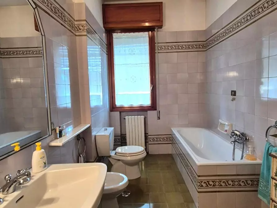 Immagine 16 di Appartamento in vendita  a Fucecchio