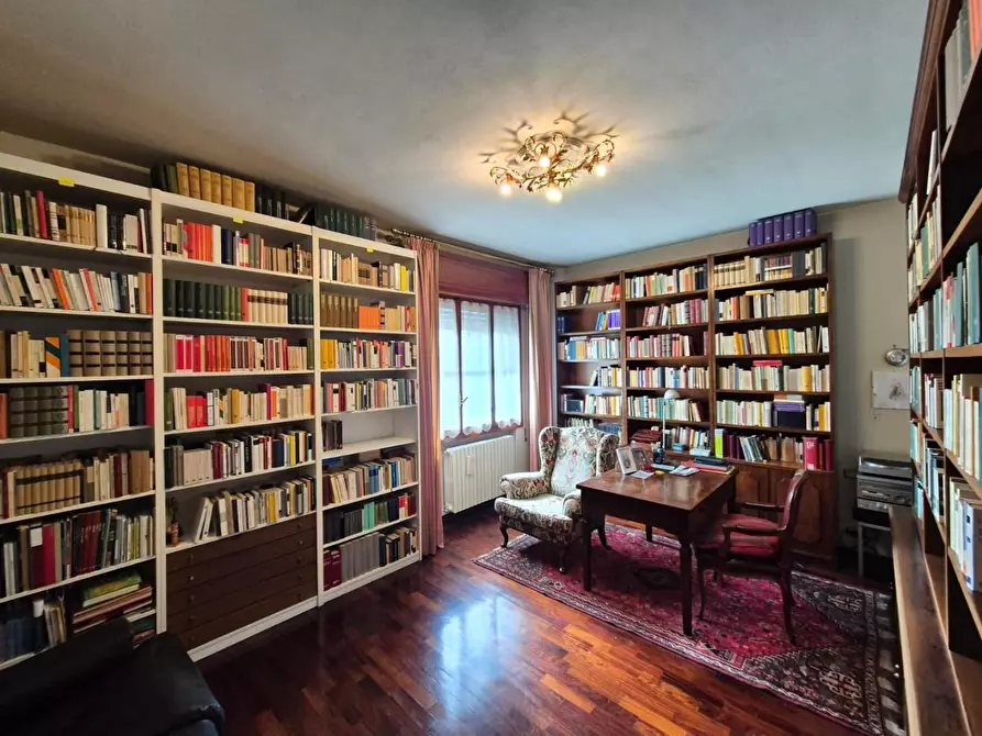 Immagine 12 di Appartamento in vendita  a Fucecchio