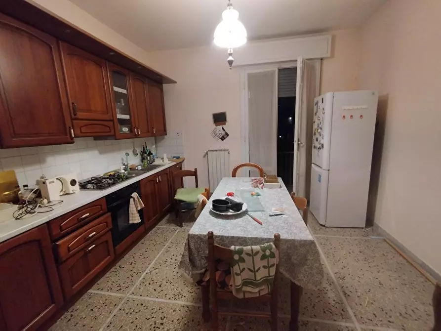 Immagine 2 di Appartamento in vendita  a Pisa