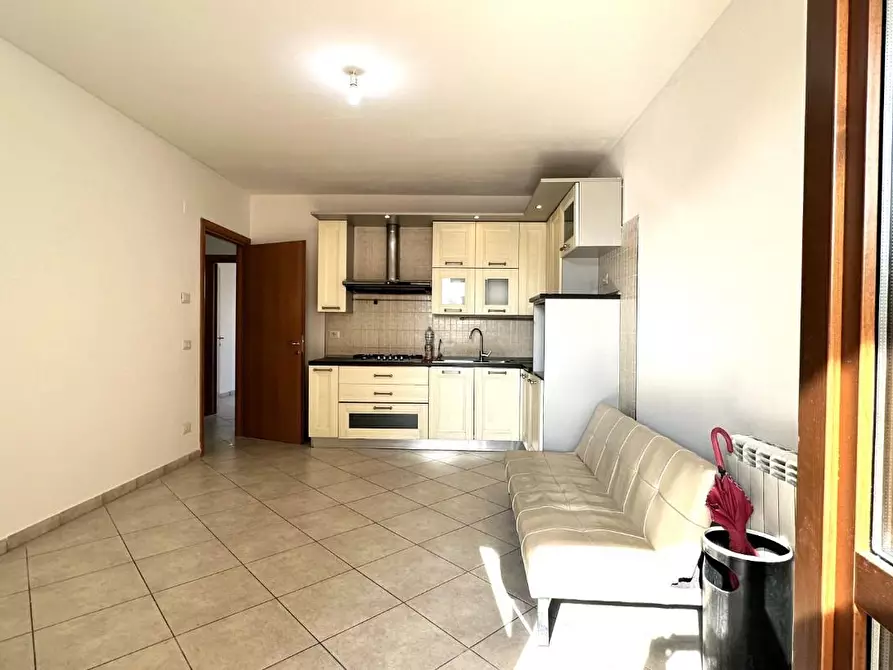 Immagine 2 di Appartamento in vendita  a Santa Maria A Monte