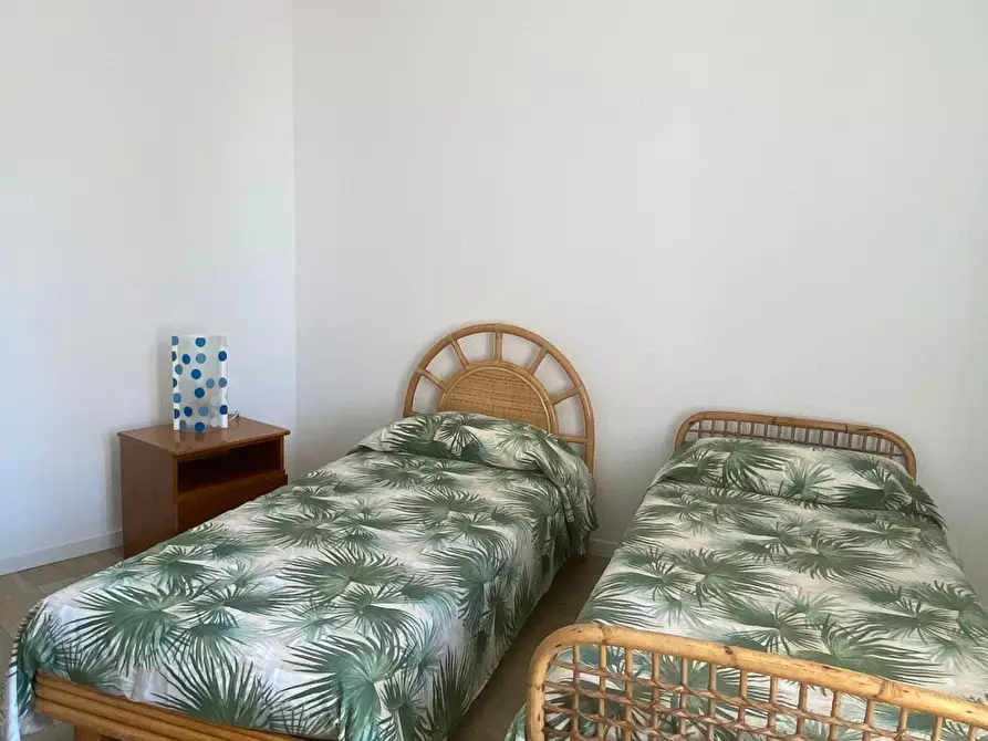 Immagine 13 di Appartamento in affitto  a Camaiore