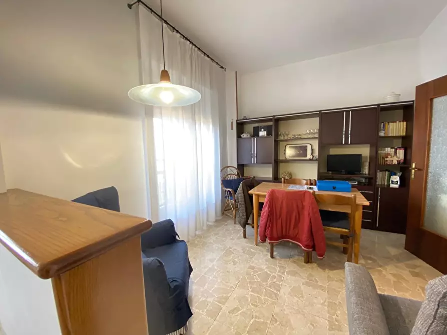 Immagine 14 di Appartamento in vendita  a Massa