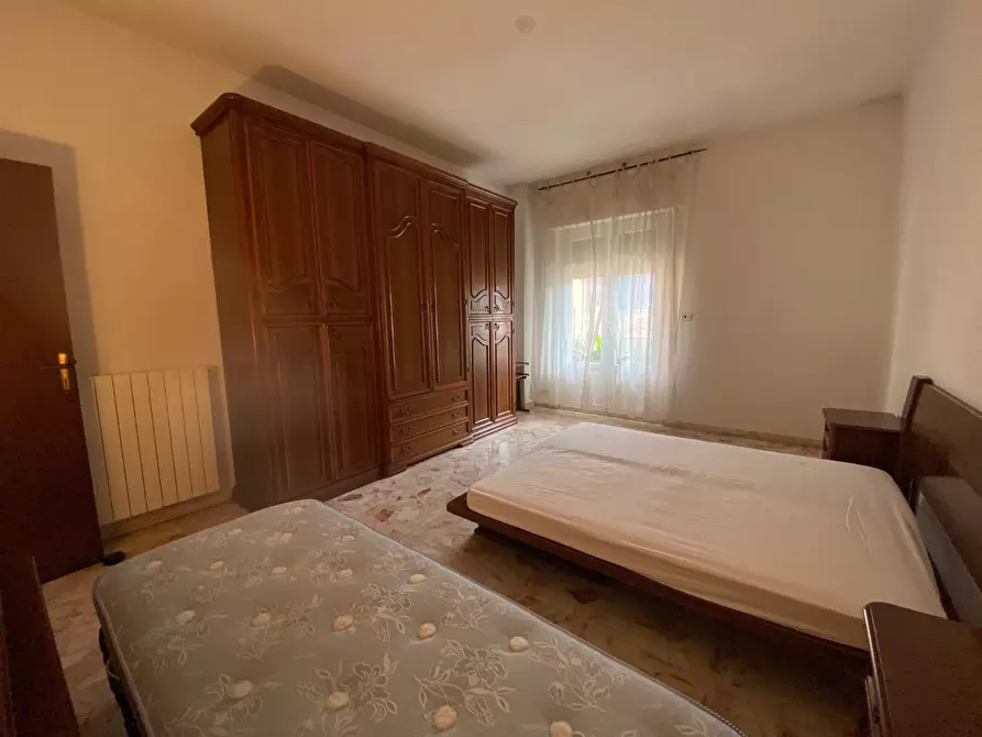 Immagine 9 di Appartamento in vendita  a Massa