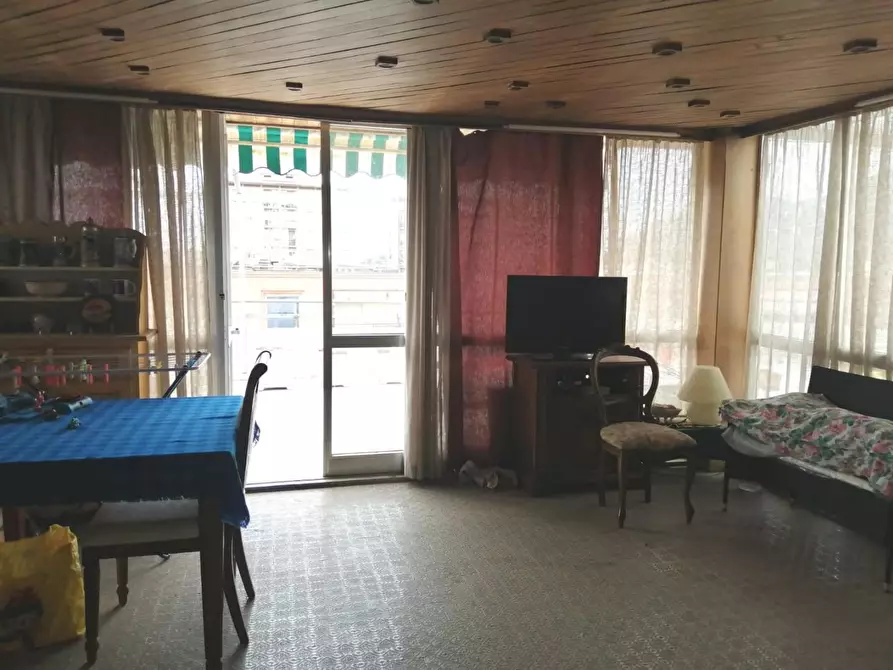 Immagine 2 di Mansarda in vendita  a Cascina