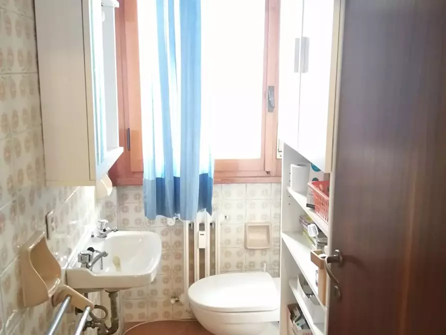 Immagine 17 di Mansarda in vendita  a Cascina