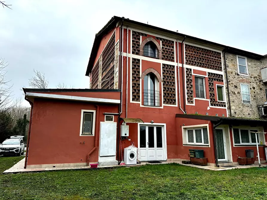 Immagine 21 di Terratetto in vendita  a Lucca