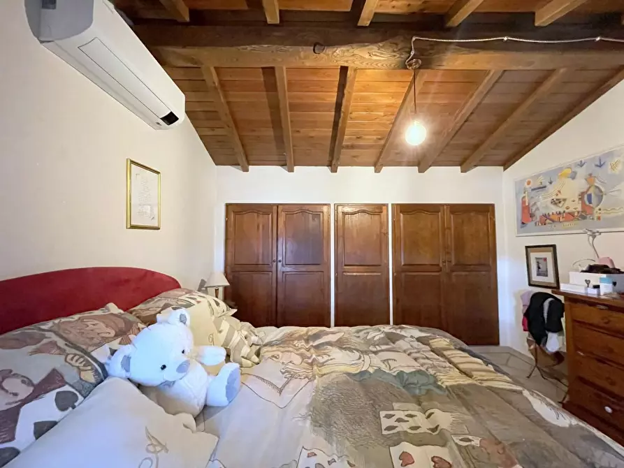 Immagine 48 di Casa indipendente in vendita  a Camaiore