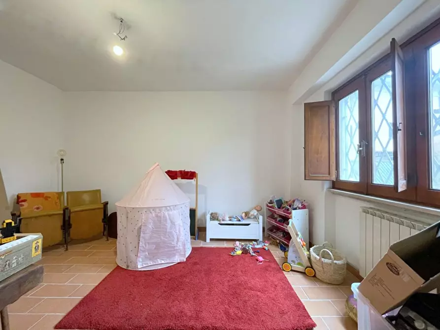 Immagine 7 di Casa indipendente in vendita  a Camaiore