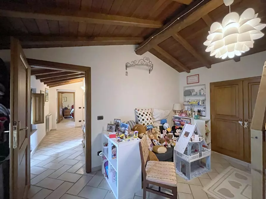 Immagine 41 di Casa indipendente in vendita  a Camaiore