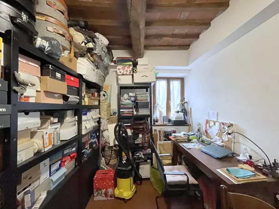 Immagine 32 di Casa indipendente in vendita  a Camaiore