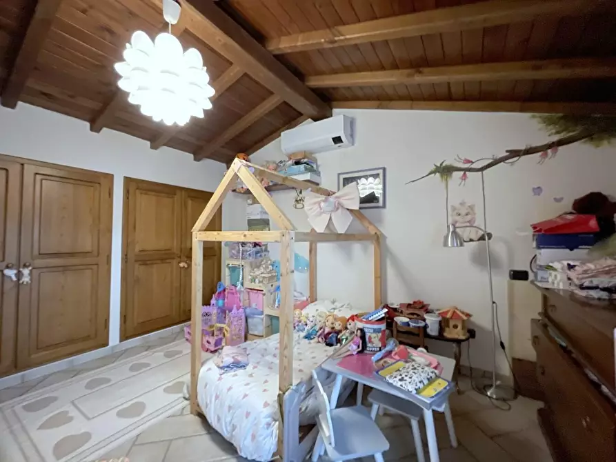 Immagine 39 di Casa indipendente in vendita  a Camaiore